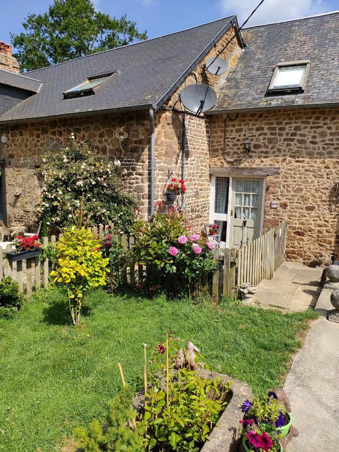 Homestay Les Petits Champs Buais-les-Monts